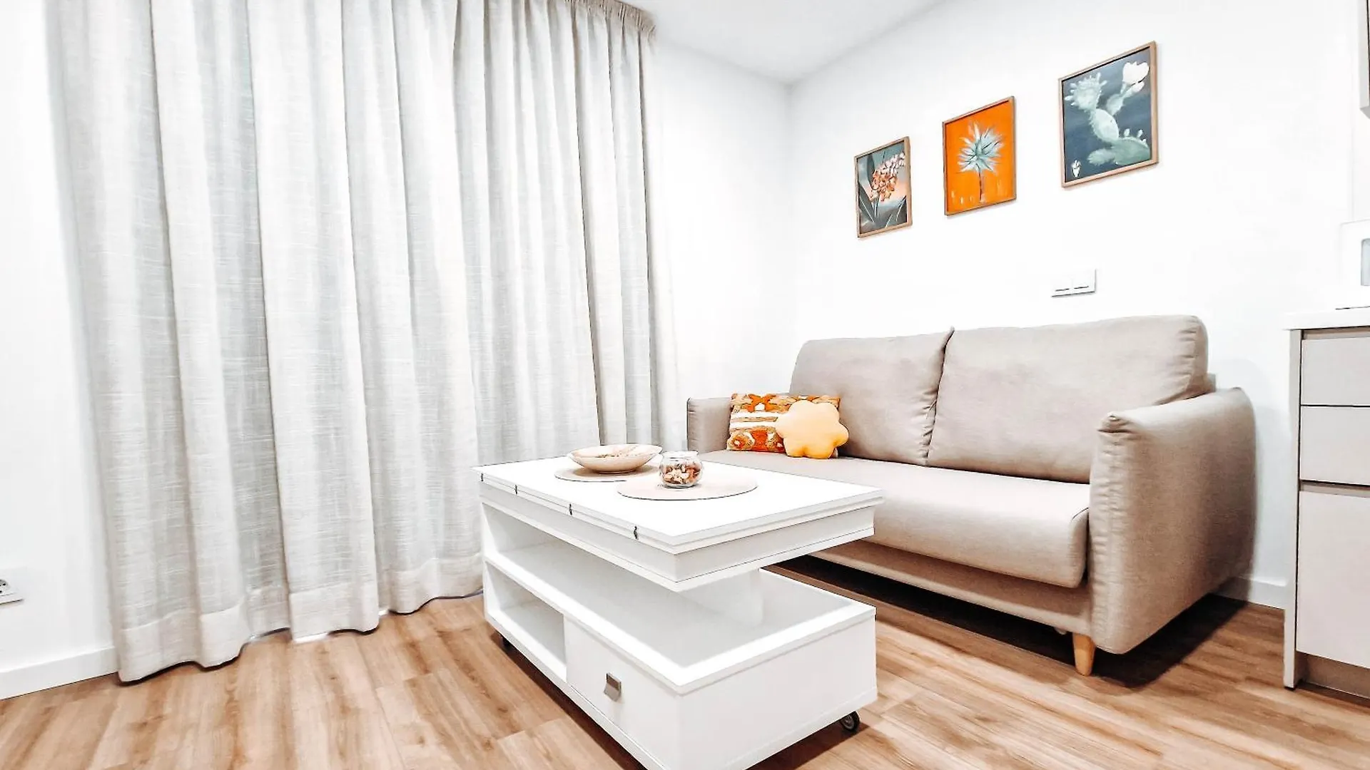 Apartamento Tiendas 8 Almería
